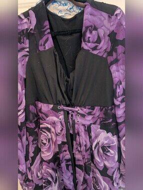 Pretty Purple & Black Women's Top